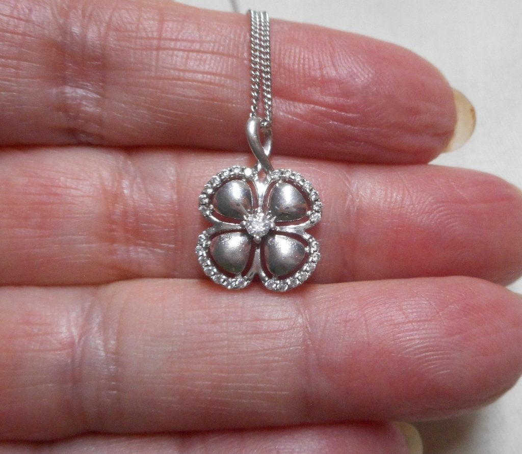 Zilveren ketting met klaver 4 met steentjes nr.075, Met hanger, Verzenden, Zo goed als nieuw, Zilver