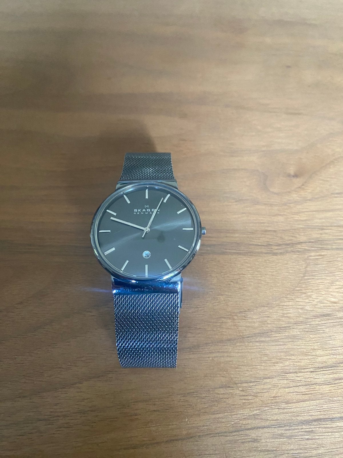 Skagen horloges 1 met stalen en 1 met lederen zwarte band, Overige merken, Staal, Staal, Polshorloge