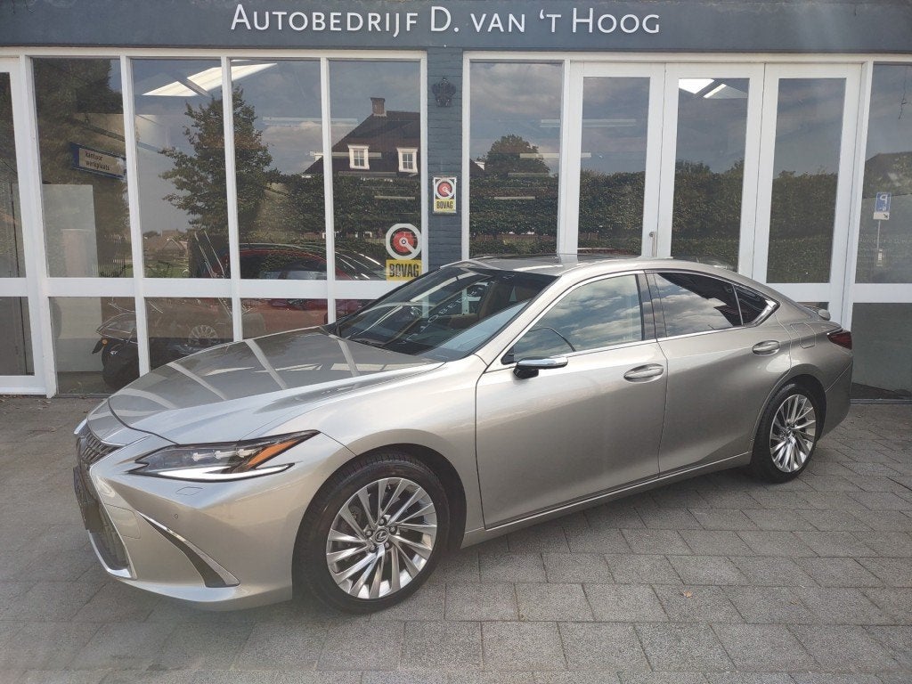 Lexus ES 300H PRESIDENT LINE, Auto's, Lexus, Gebruikt, Euro 6, 4 cilinders, 1655 kg