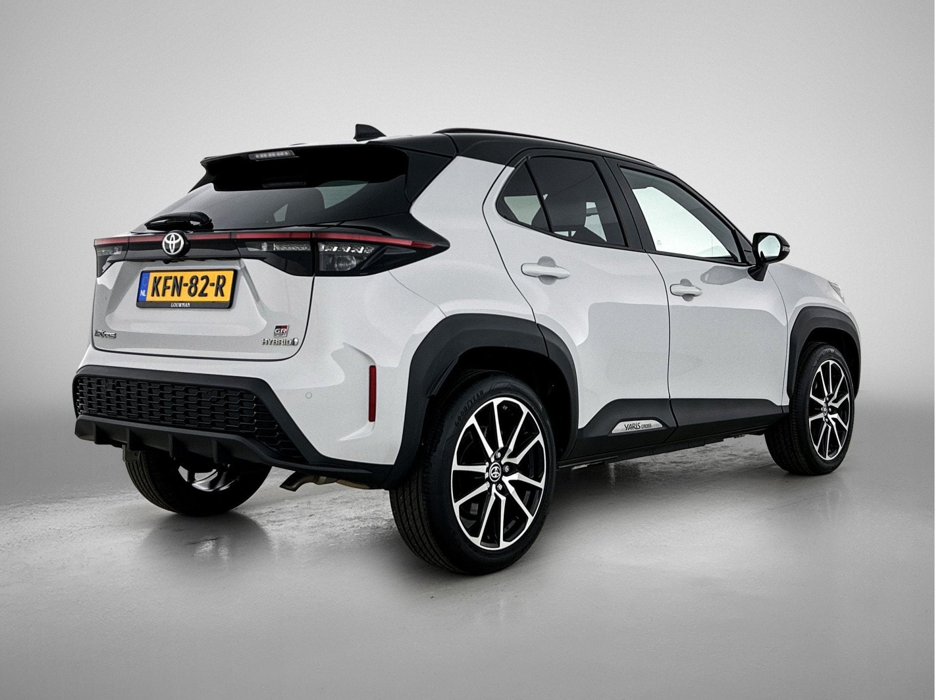 Toyota Yaris Cross 1.5 Hybrid GR Sport Limited | Dealeronder, Auto's, Gebruikt, 116 pk, 1490 cc, Hybride Elektrisch/Benzine