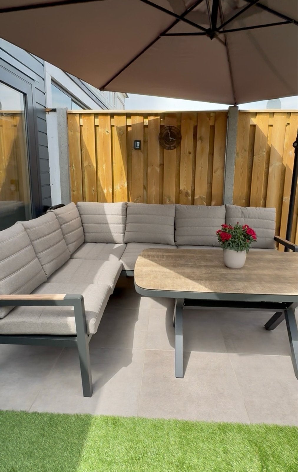 Zo goed als nieuwe taupe loungeset van aluminium, Tuin en Terras, Ophalen, Zo goed als nieuw, Aluminium, Loungeset