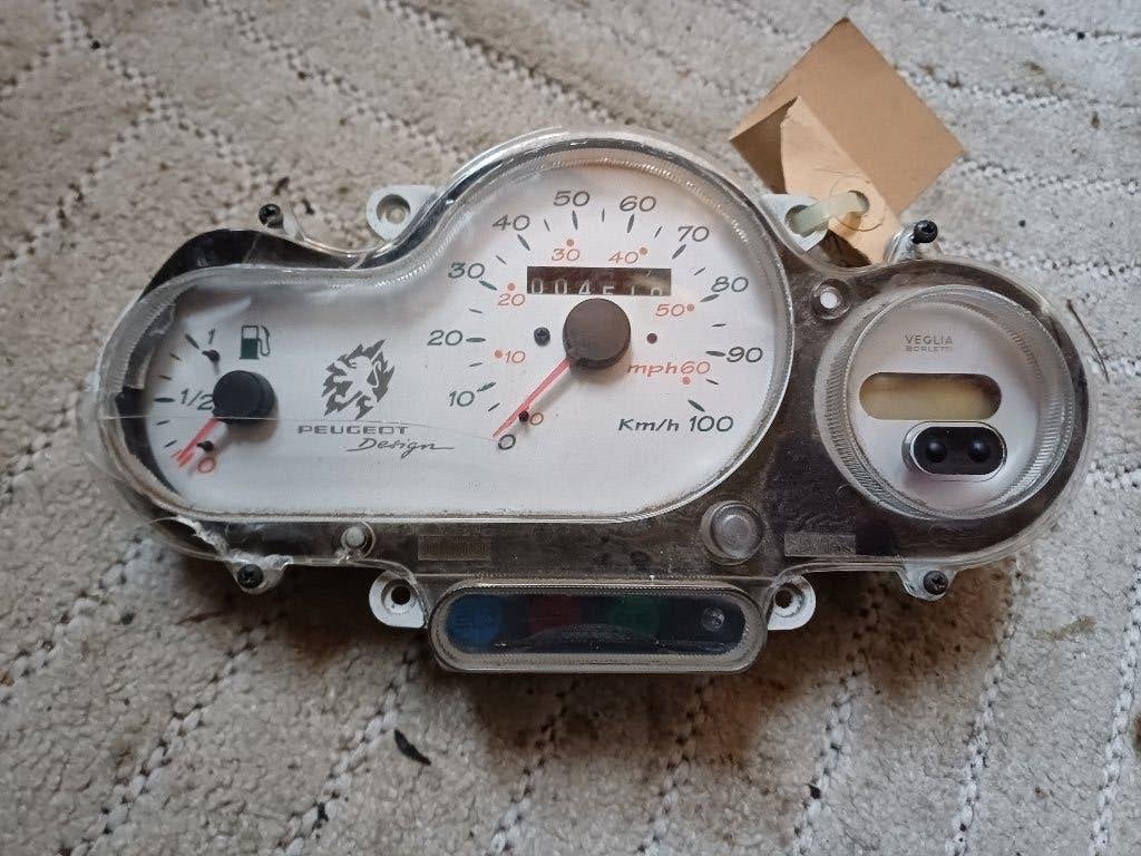 peugeot elyseo 50cc 2takt schade teller voor onderdelen !!, Ophalen of Verzenden, Gebruikt, Overige typen, Peugeot