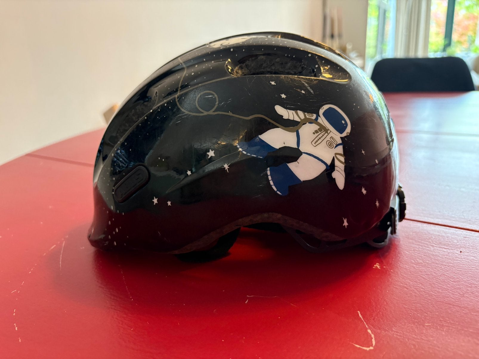 Abus fietshelm kind, Ophalen, Zo goed als nieuw, S, Jongen of Meisje