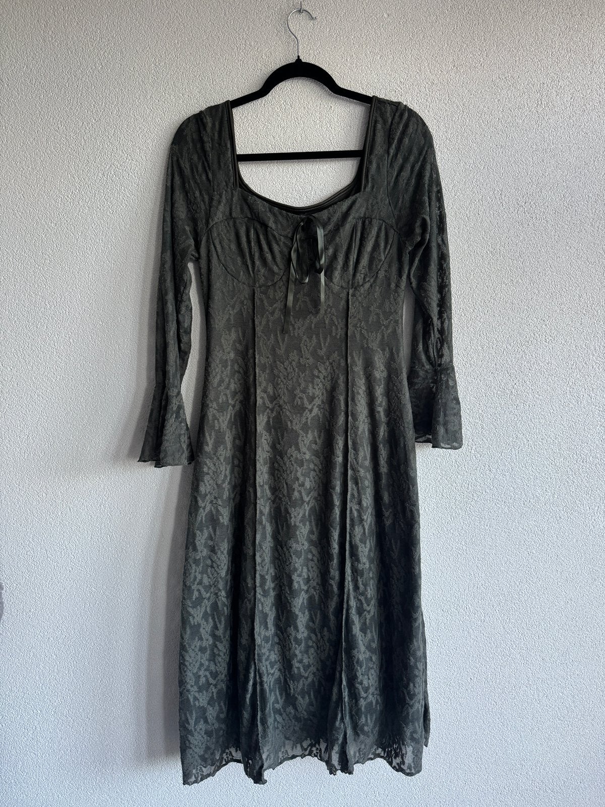 Shein mooie groene kanten midi jurk, Kleding | Dames, Jurken, Shein, Maat 42/44 (L), Zo goed als nieuw, Shein