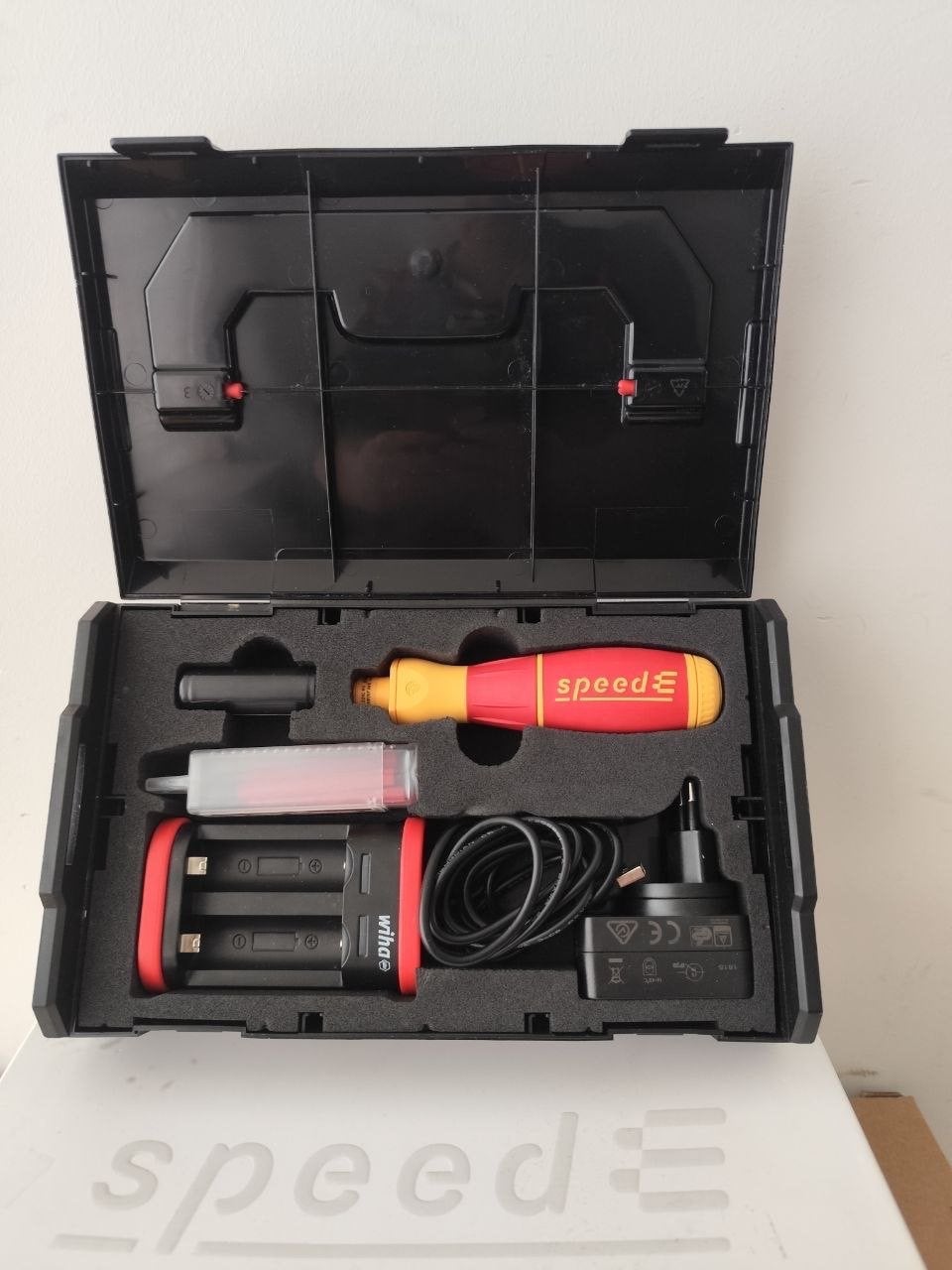 Wiha SpeedE elektrische schroevendraaier set 1, Doe-het-zelf en Verbouw, Gereedschap | Handgereedschap, Ophalen, Zo goed als nieuw