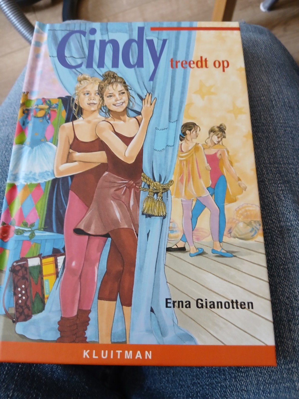 E. Gianotten - Cindy treedt op, Fictie algemeen, Ophalen of Verzenden, Zo goed als nieuw, E. Gianotten