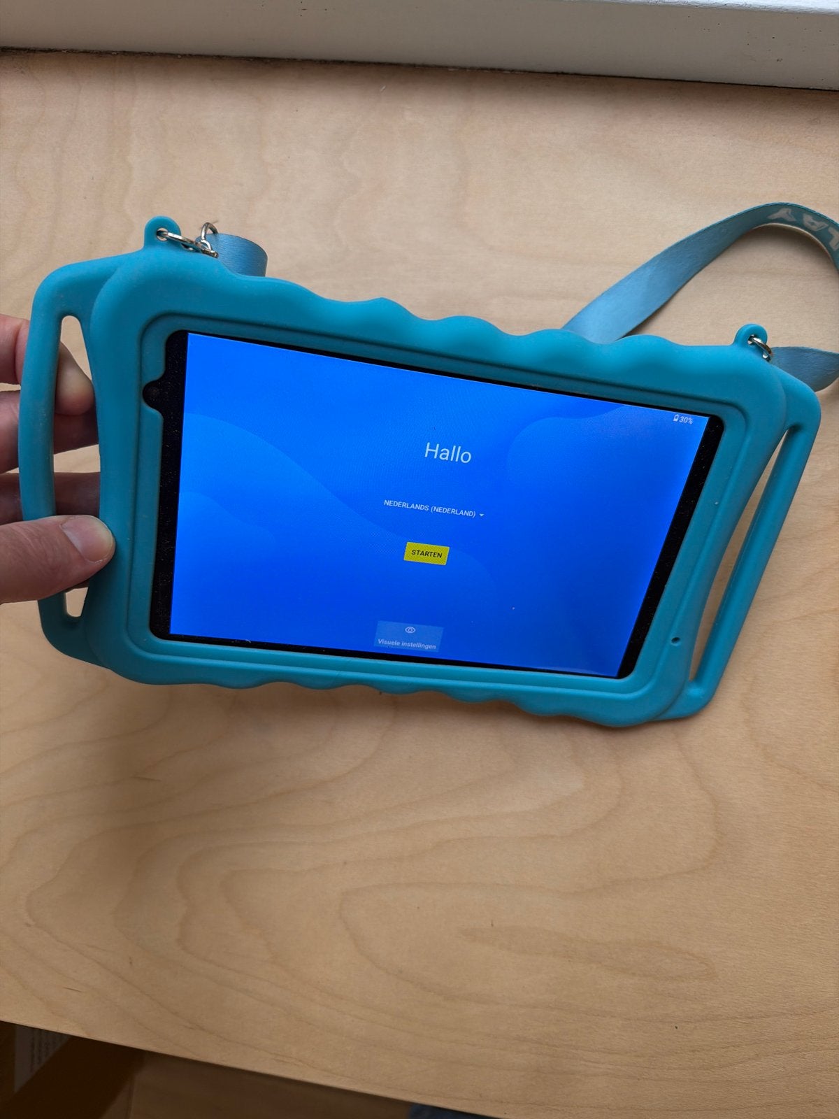 Foto 3 van Deplay kinder Tablet met hoes en draagband