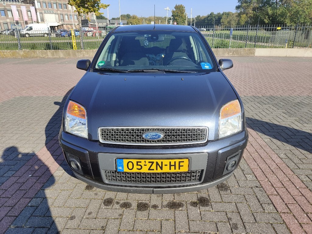 Ford Fusion 1.6 16V AUT 2008 Grijs, Auto's, 1596 cc, 101 pk, 1064 kg, 49 €/maand