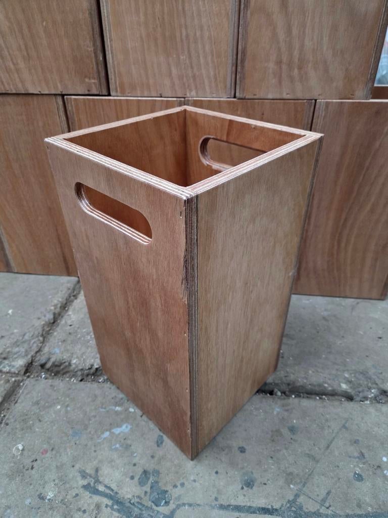 12 nette stevige houten opbergkisten, 23x23x42cm, Minder dan 50 cm, Gebruikt, Minder dan 50 cm, Ophalen of Verzenden