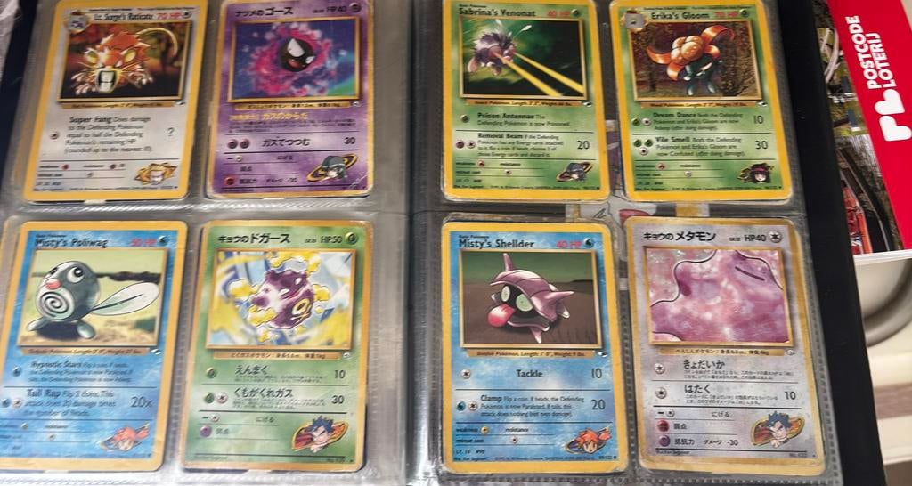 Pokemon kaarten in map 1e editie, Ophalen of Verzenden