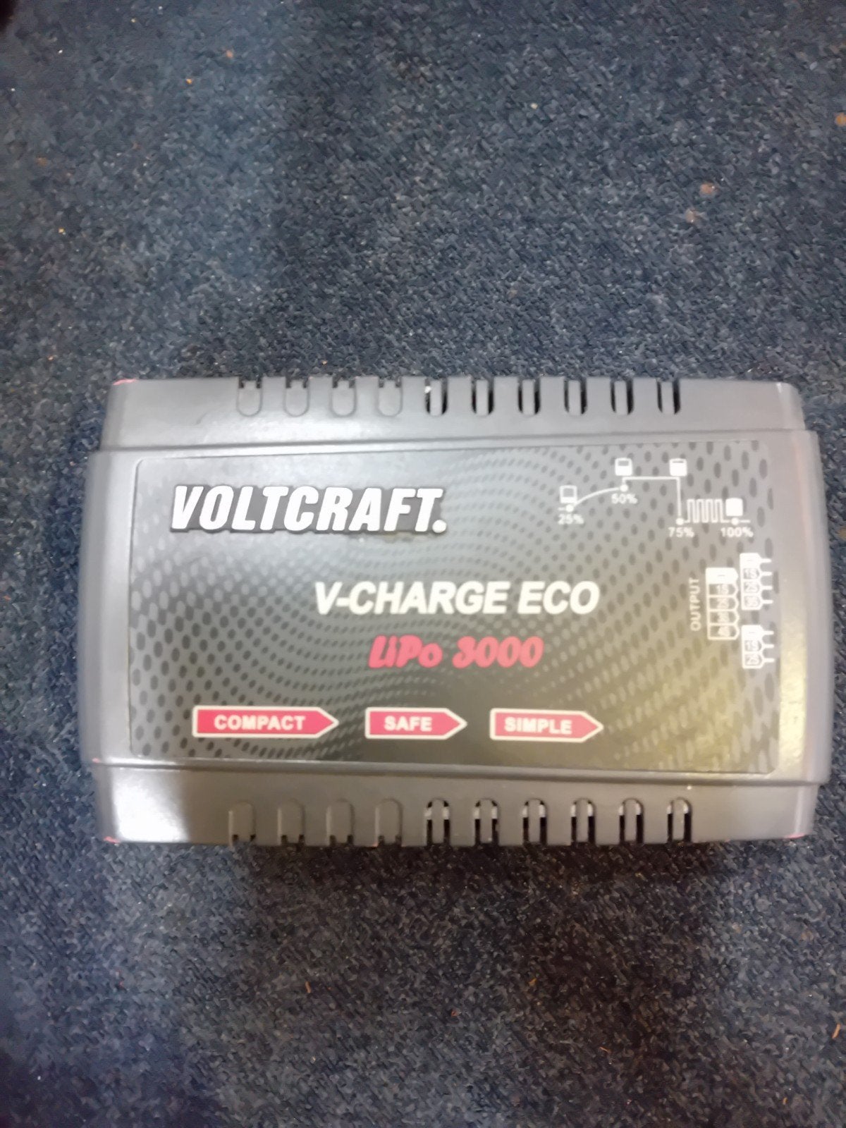 Voltcraft V-Charge ECO LiPo 3000 Lader tot 4S, Ophalen of Verzenden, Zo goed als nieuw