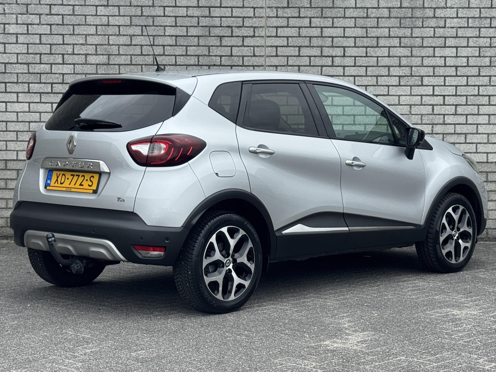 Renault Captur 0.9 TCe Intens | Trekhaak | Achteruitrijcamer, 898 cc, Gebruikt, Met garantie (alle), Handgeschakeld