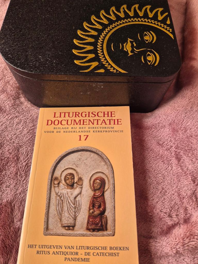Liturgische Documentatie 17 - Nieuwe Liturgische Formulieren, Ophalen of Verzenden