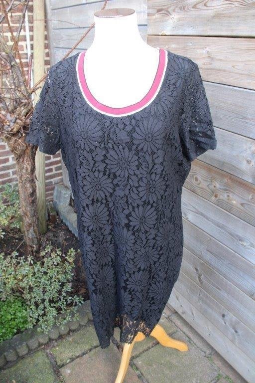 Jurk zwart Kant Samoon ( Gerry Weber) mt 42 Vaste prijs, Zwart, Maat 42/44 (L), Ophalen of Verzenden, Zo goed als nieuw