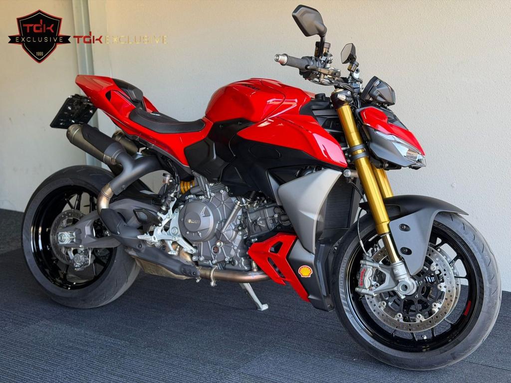 DUCATI STREETFIGHTER V2 S V2S NIEUWSTAAT! V4, Motoren, 2 cilinders, 890 cc, Motorrijbewijs A, Bedrijf