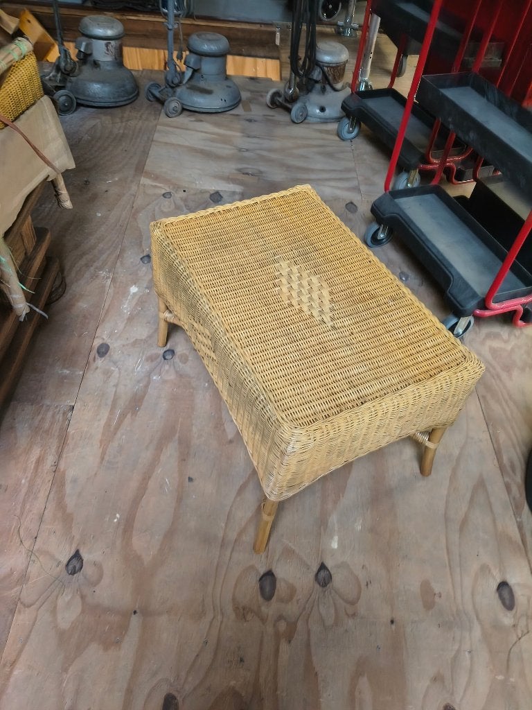 tafeltje,rotan,bijzettafel, Overige materialen, Boho, Nieuw, 55 tot 75 cm