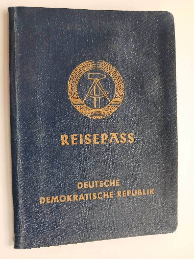 1956 DDR Reisepass, Verzenden, Gebruikt