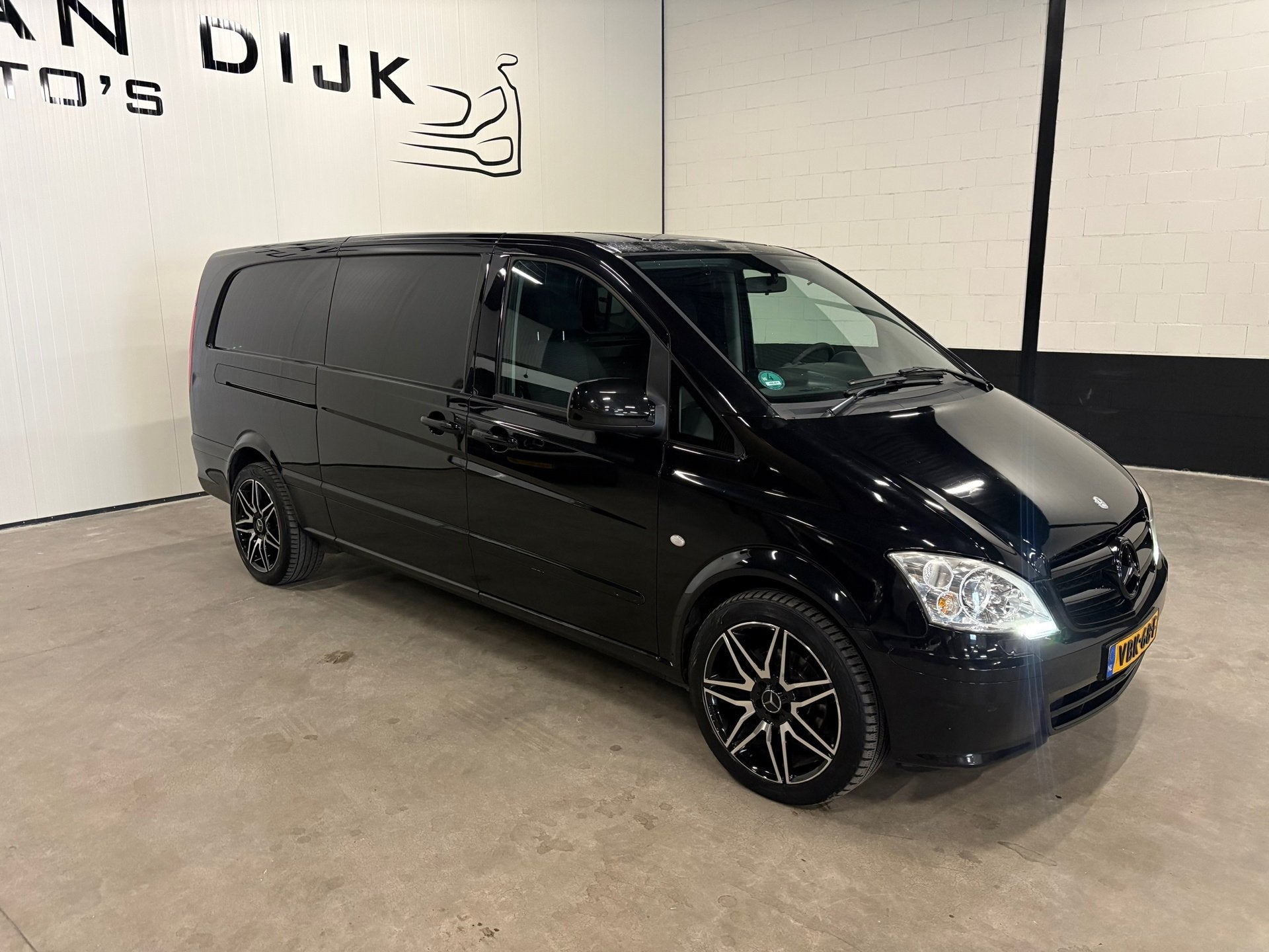 Mercedes-Benz Vito 122 CDI V6 Extra Lang Automaat Marge, Auto's, Bestelauto's, Automaat, Euro 5, Gebruikt, Zwart