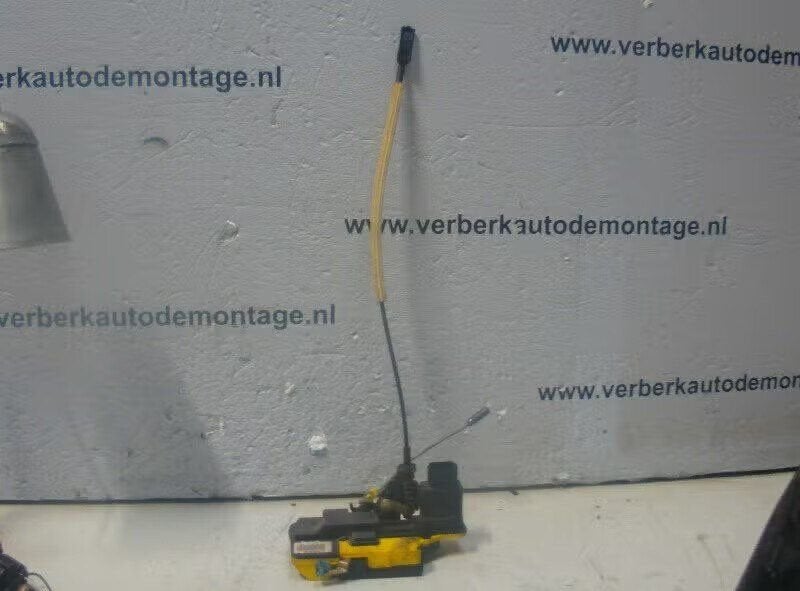 PORTIERSLOT RECHTS ACHTER Volvo XC70 (SZ) (8650554), Gebruikt, Info@volvocars.com, Ophalen of Verzenden, Volvo