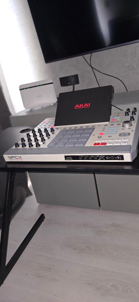 Akai MPC X SE (Special Edition) + 1 TB SSD, Ophalen, Zo goed als nieuw, Overige merken