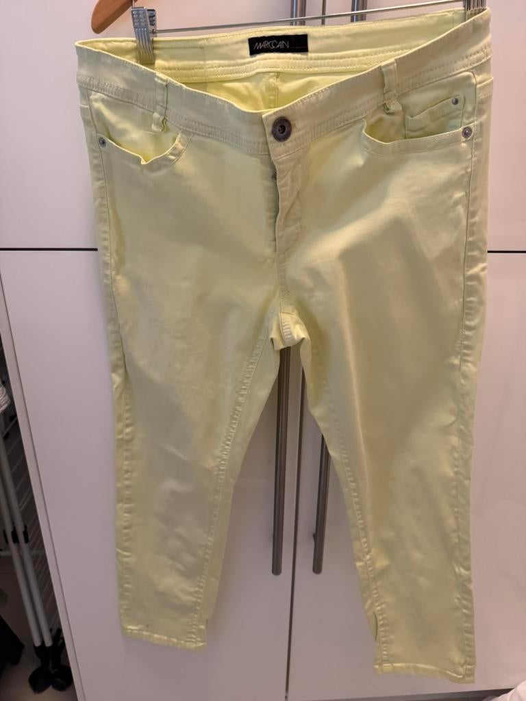 Marccain broek mt 4 40/42, Maat 38/40 (M), Geel, Ophalen of Verzenden, Zo goed als nieuw