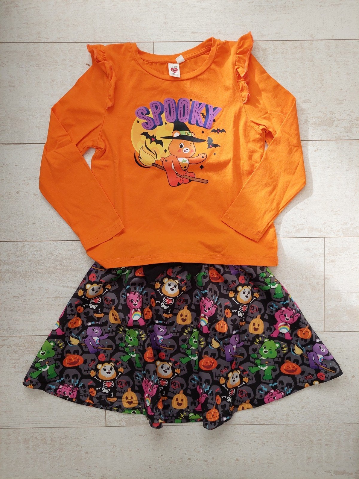 Care Bears Troetelbeertjes Halloween setje longsleeve & rok, Shein x Care Bears, Zo goed als nieuw, Setje, Verzenden