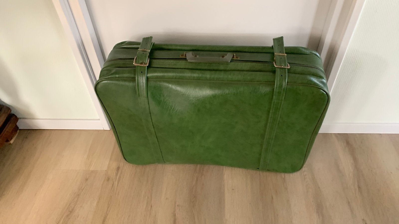 Vintage zgan Groen design Koffer origineel jaren 60, Sieraden, Tassen en Uiterlijk, 45 tot 55 cm, Leer, Zo goed als nieuw, Ophalen