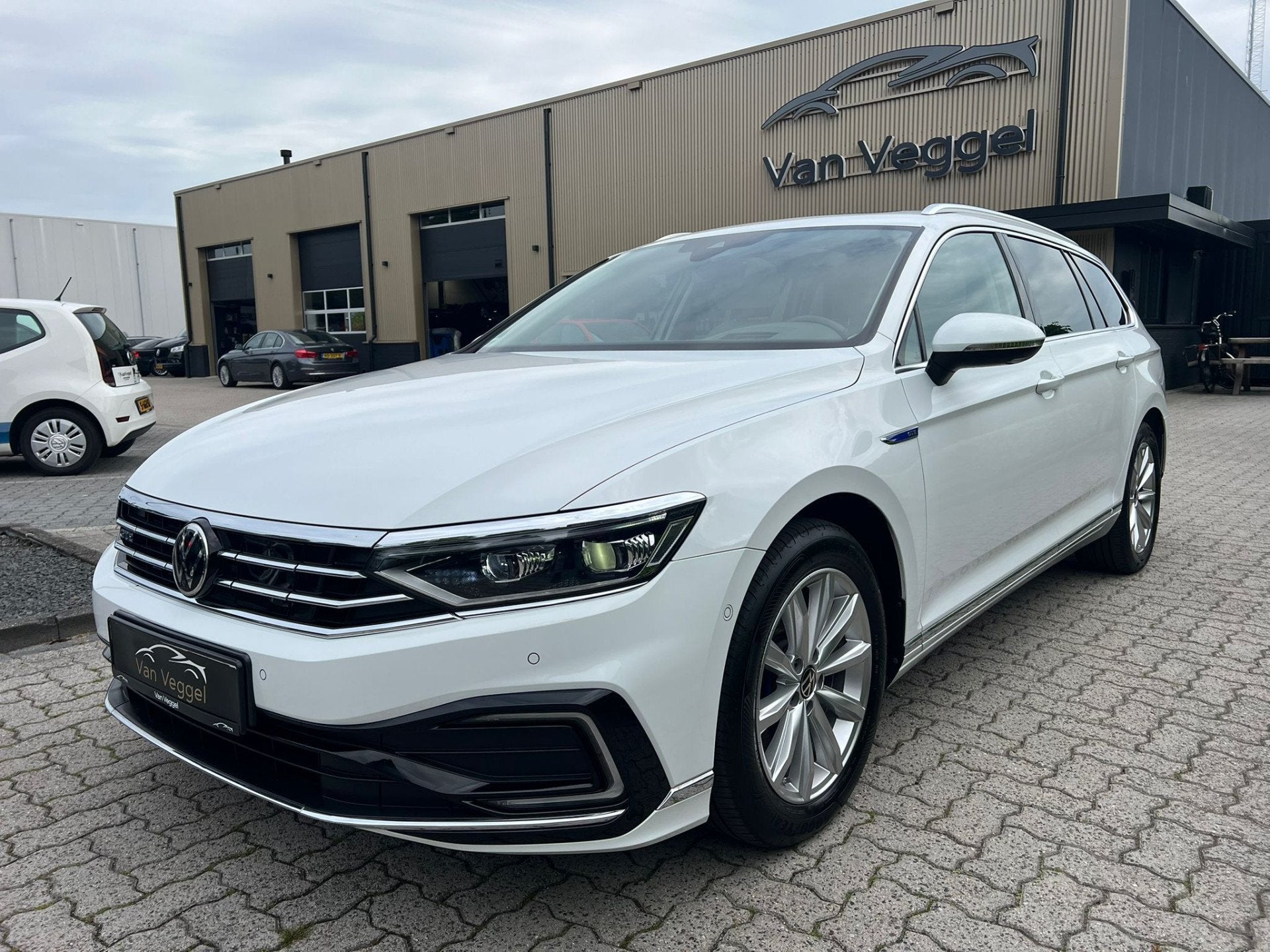 Volkswagen Passat Variant 1.4 TSI GTE trekhaak, pano, 360 ca, Automatische klimaatregeling, Gebruikt, 4 cilinders, Wit