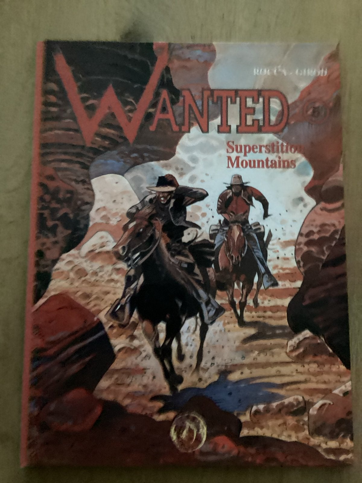 Wanted: Superstition Mountains - Hardcover stripboek, Boeken, Stripboeken, Eén stripboek, Ophalen of Verzenden, Zo goed als nieuw