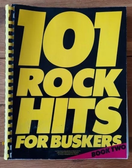 piano, keyboard, gitaar-101 Rock Hits For Buskers Bk.2-LEUK!, Gebruikt, Keyboard, Overige genres, Ophalen of Verzenden