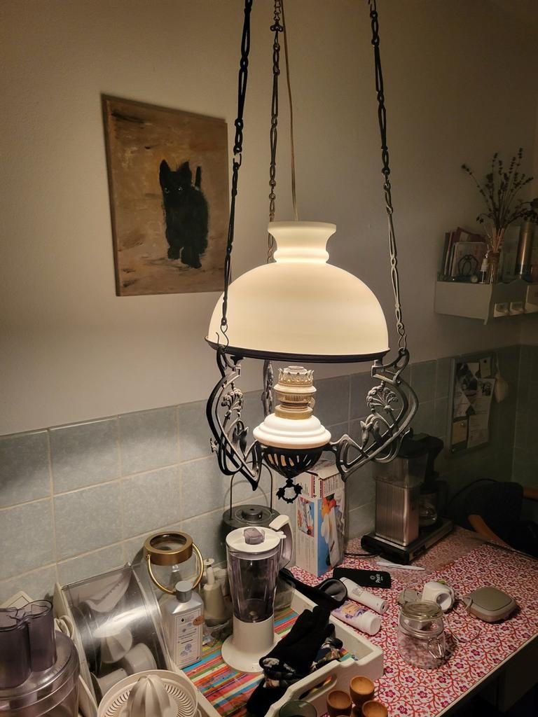 Oude olielamp met wit glas, Antiek en Kunst, Ophalen