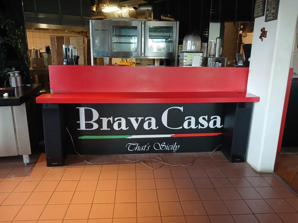 Complete Horeca Bar met Spoelbak en Koelkasten, Ophalen