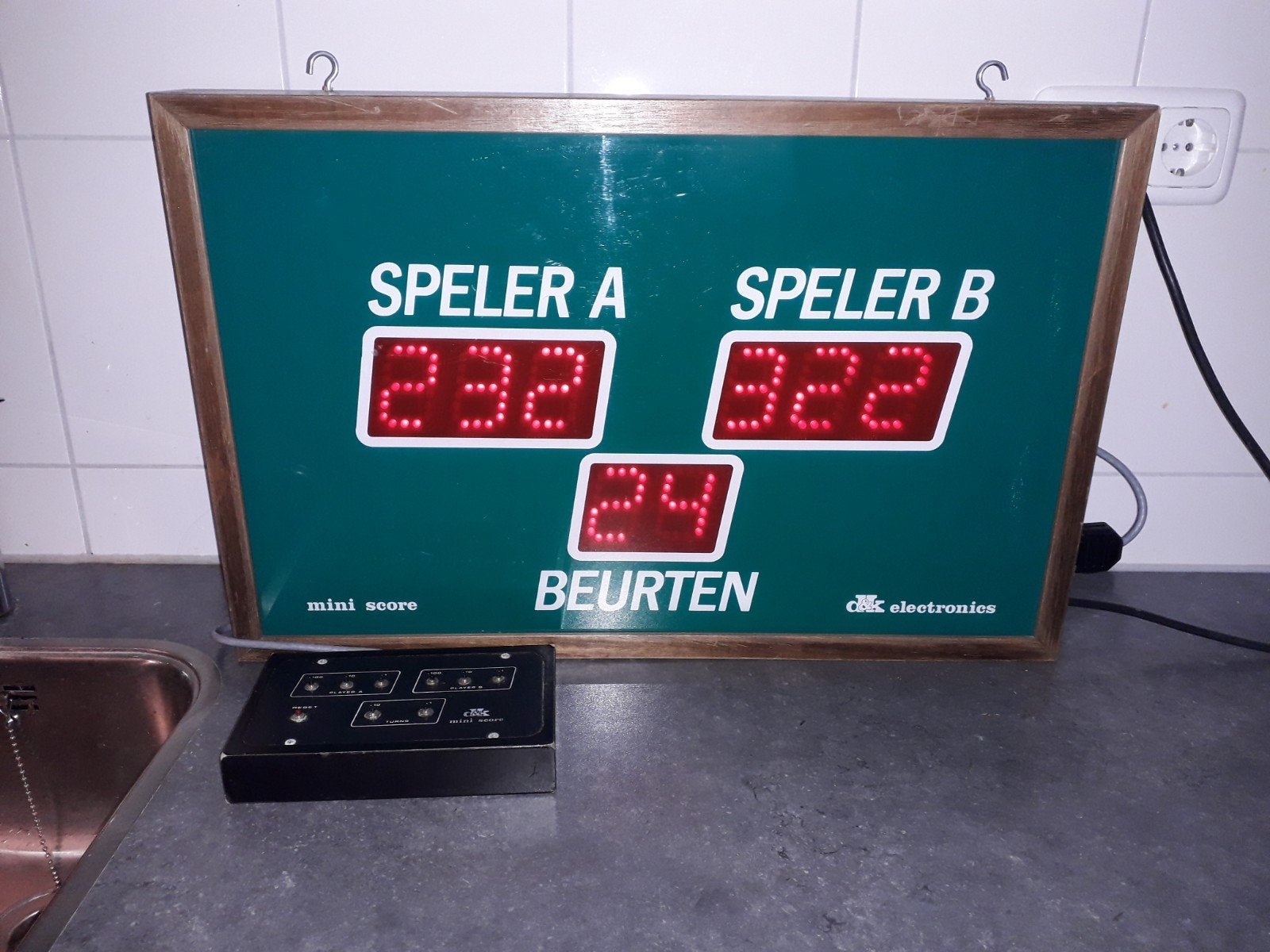 Digitaal Biljart Scorebord -  D&K Electronics, Ophalen of Verzenden, Gebruikt, Overige typen