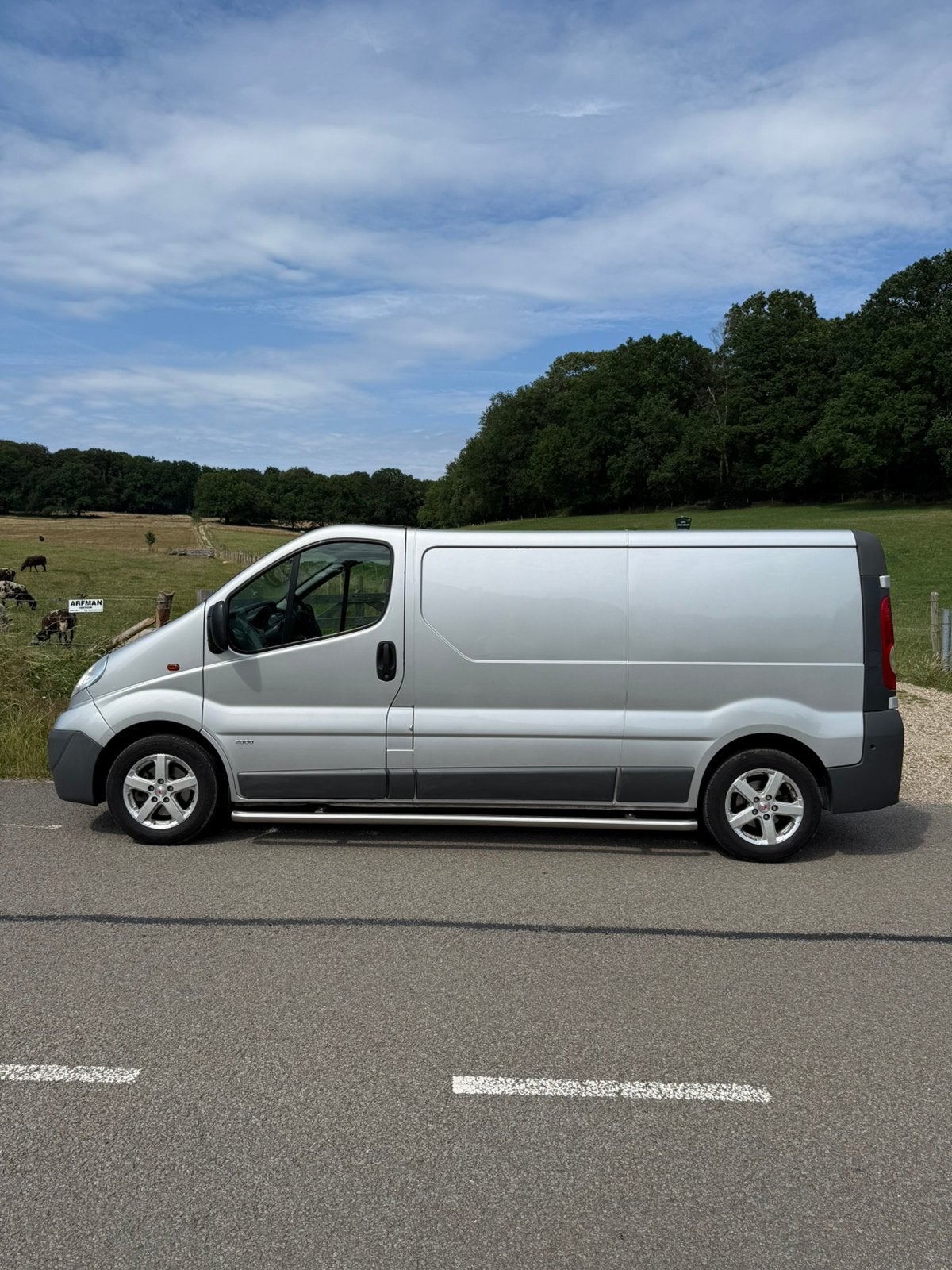 Opel Vivaro 2.0 Cdti 84KW BV 2013 L2H1 MARGE, Voorwielaandrijving, Euro 5, Stof, Zwart