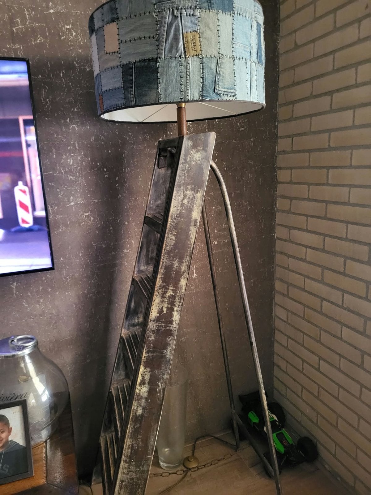 Unieke vloerlamp metalen ladder met denim kap, Ophalen, Gebruikt, E27 (groot), 150 tot 200 cm