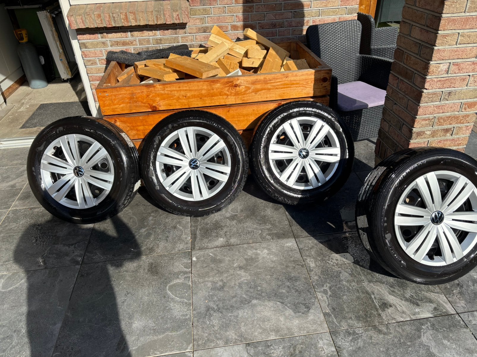Vw stalen velgen met wieldoppen origineel Vw 205 /60-16, Auto-onderdelen, Overig, Gebruikt, 16 inch, Banden en Velgen