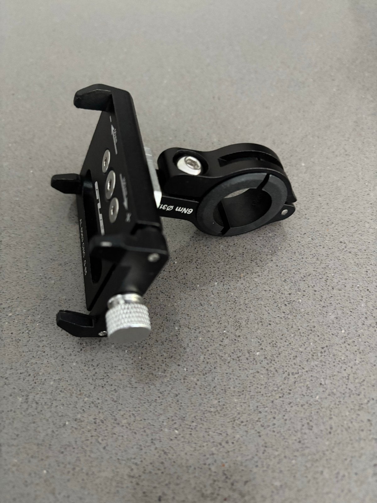 GUB AL6063 CNC G-85 Universele Fiets Telefoonhouder, Fietsen en Brommers, Fietsaccessoires | Overige Fietsaccessoires, Zo goed als nieuw