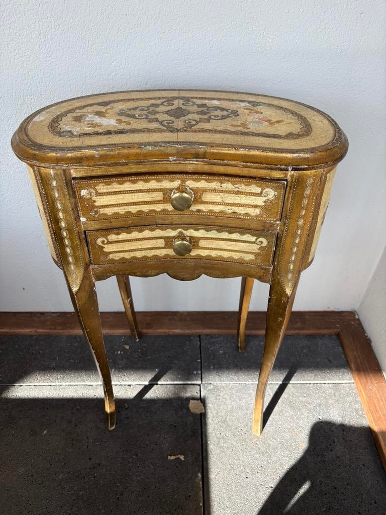 Italiaanse meubeltjes, Ophalen