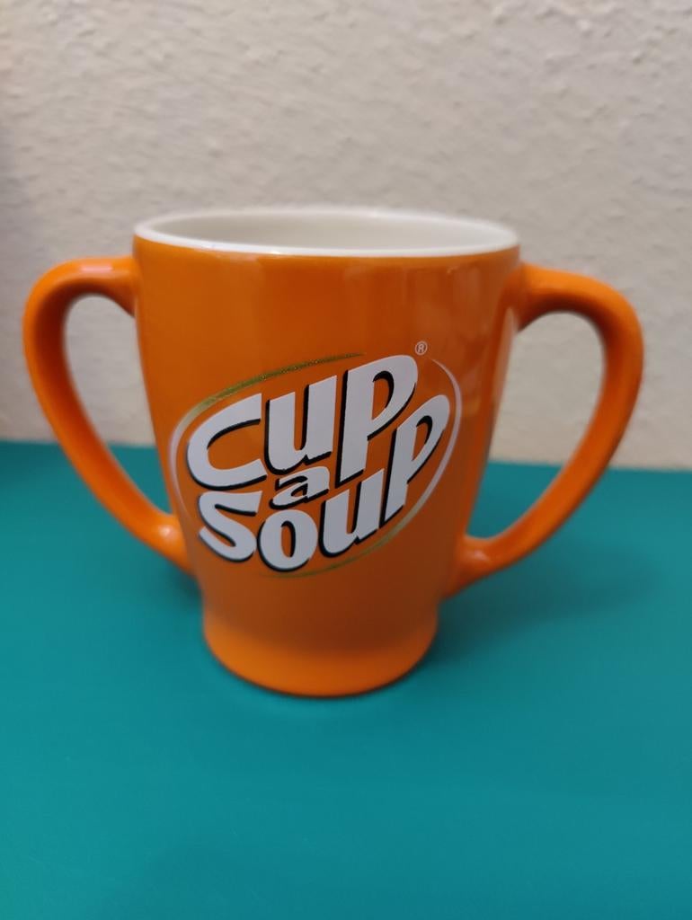 Vintage oranje Cup a Soup mok met twee oren, Huis en Inrichting, Keuken | Servies, Verzenden, Zo goed als nieuw, Overige stijlen