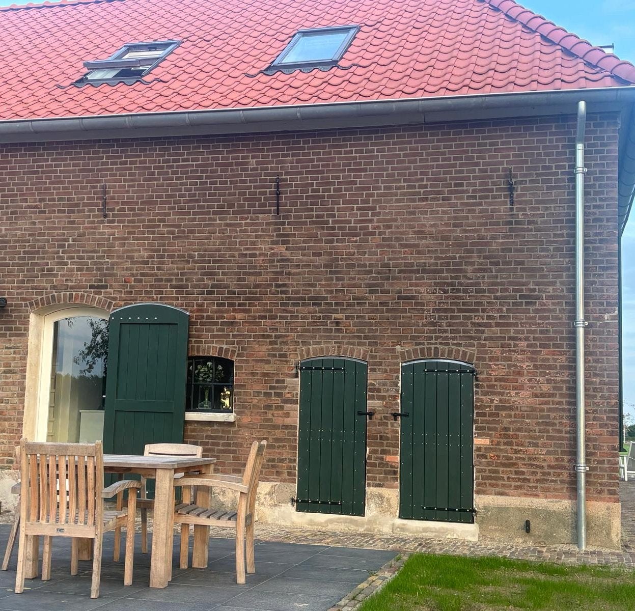 Woonruimte aangeboden, Huizen en Kamers, 120 m², Gelderland, Direct bij eigenaar, Hoekwoning