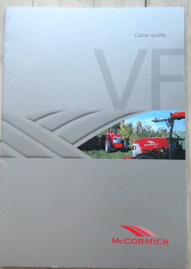 Landbouw / Tractors 2 brochures Mc Cormick, Verzenden, Zo goed als nieuw, Overige merken