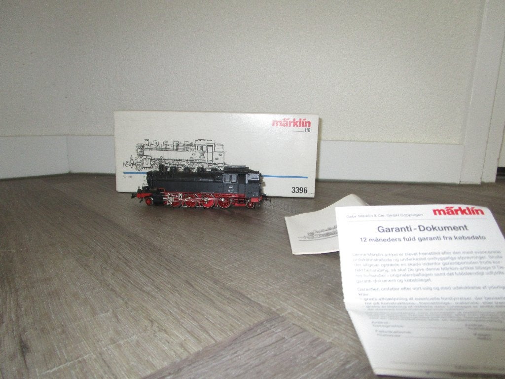 Marklin 3396 stoomlocomotief br86 met ovp en boekjes., Wisselstroom, Gebruikt, Locomotief, Ophalen of Verzenden