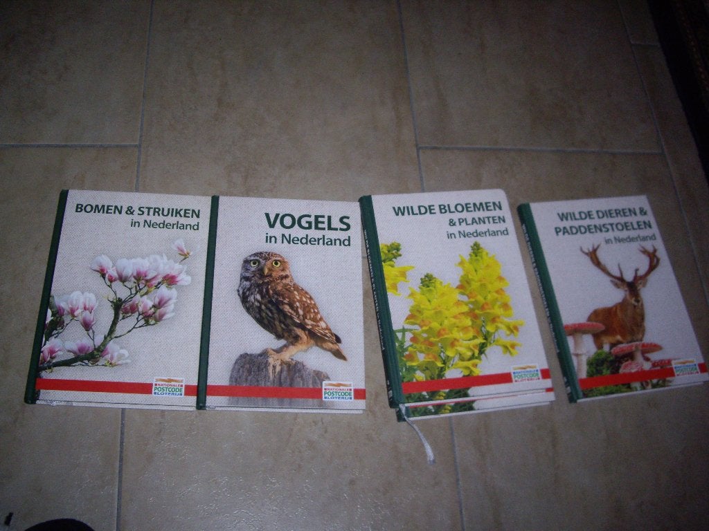 4 nieuwe natuurboeken +veldgidsen alles €4, Boeken, Ophalen of Verzenden, Nieuw, Bloemen, Planten en Bomen