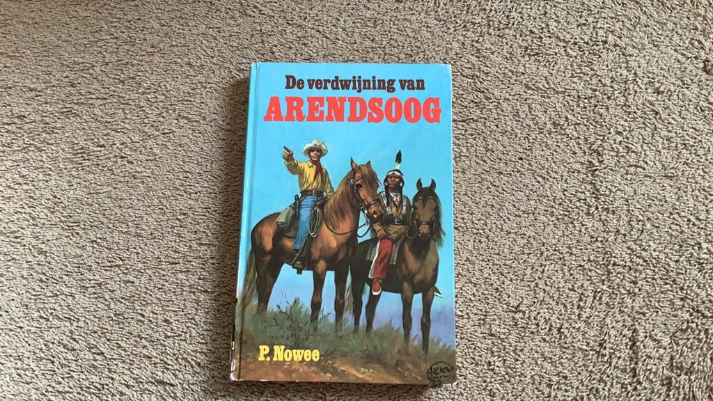 Arendsoog 50, De verdwijning van Arendsoog., Ophalen of Verzenden, Zo goed als nieuw, Fictie