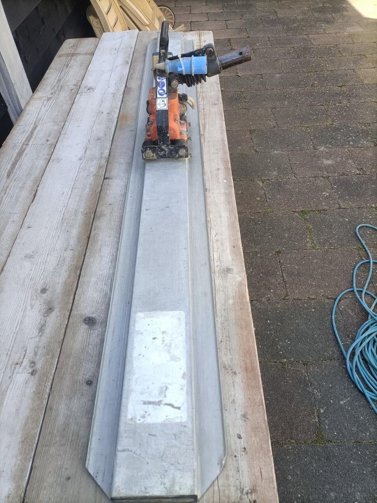 Beton trilbalk 2 meter voor professioneel gebruik, Ophalen