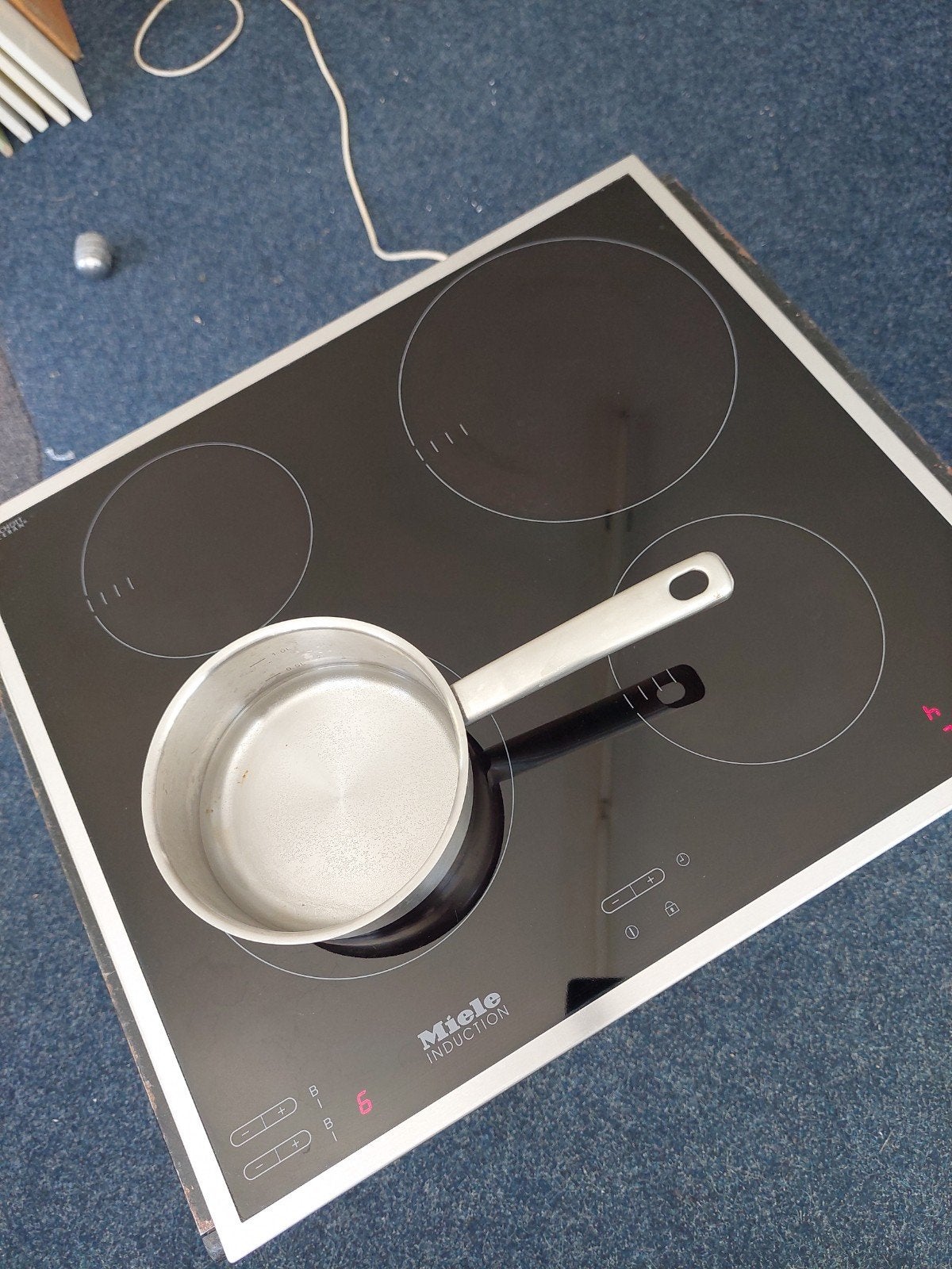 MIELE INDUCTIE INBOUW KOOKPLAAT ZO GOED ALS NIEUW, Ophalen, 4 kookzones, Zo goed als nieuw, Inbouw
