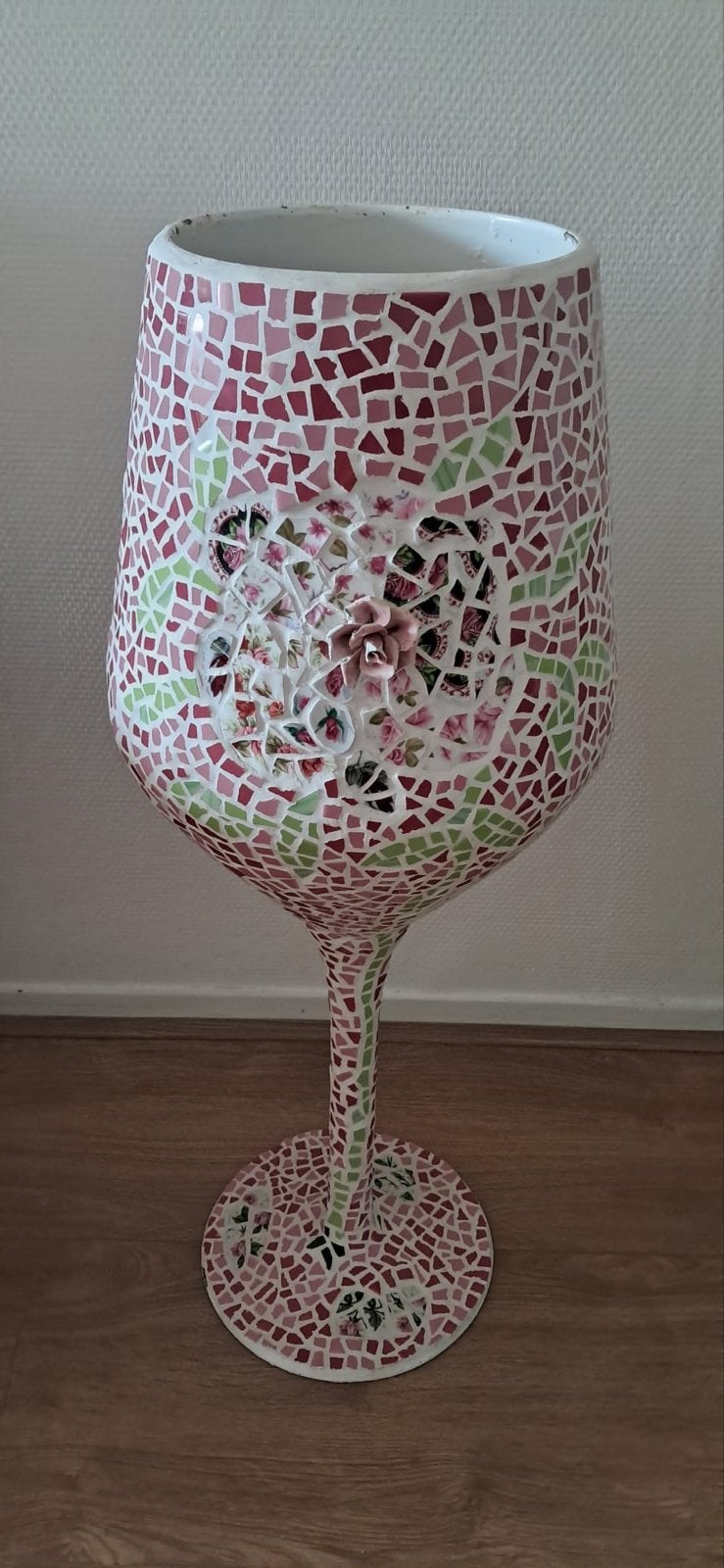 Grote mozaïek vaas in wijnglasvorm - 76 cm hoog, Antiek en Kunst, Ophalen