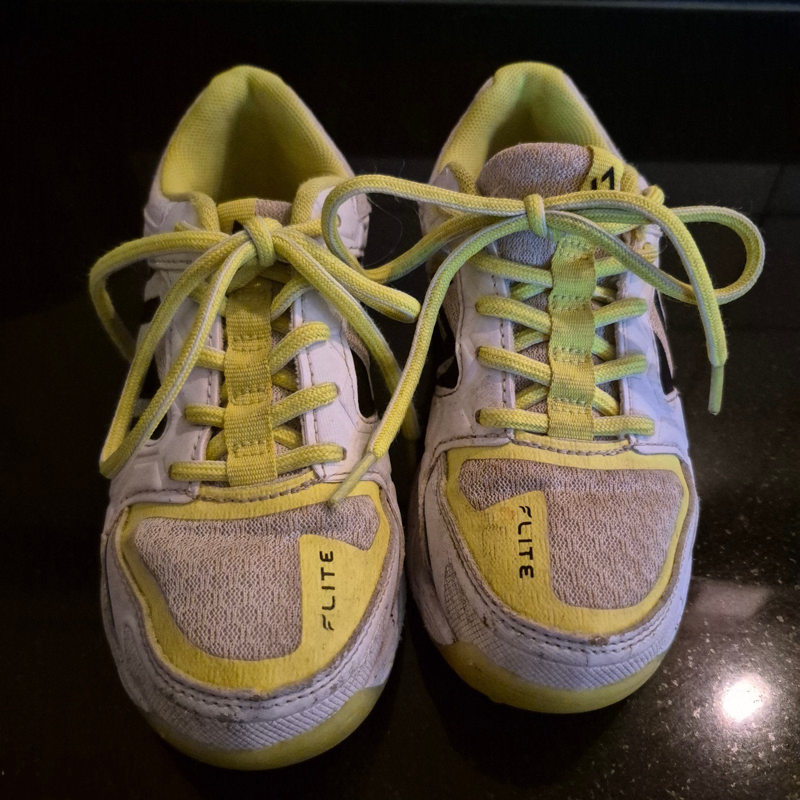 Brabo veldhockeyschoenen maat 32 - Gebruikt maar goed, Ophalen of Verzenden, Gebruikt, Schoenen
