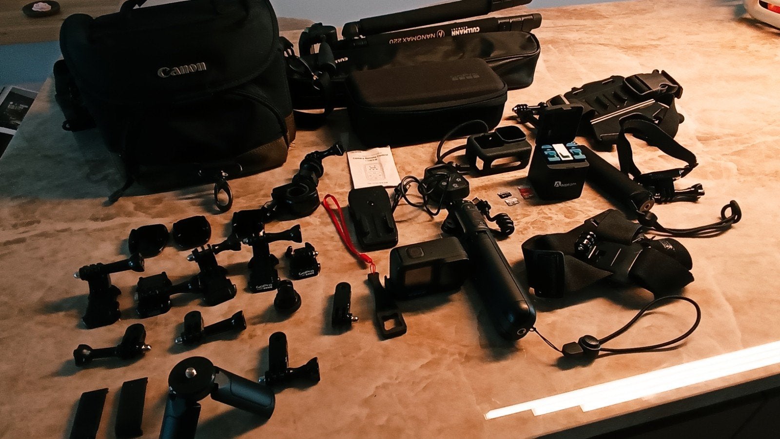 GoPro 11 Black met uitgebreide accessoireset, Ophalen of Verzenden, Zo goed als nieuw, GoPro