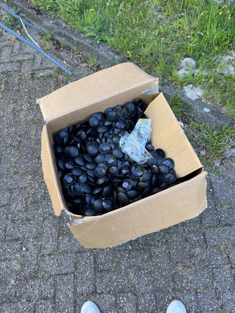 Grote doos met alarm labels - Veel stuks